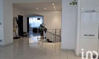 Appartement 8 Pièces 276 m² à vendre à Hauts de Bienne (39400)