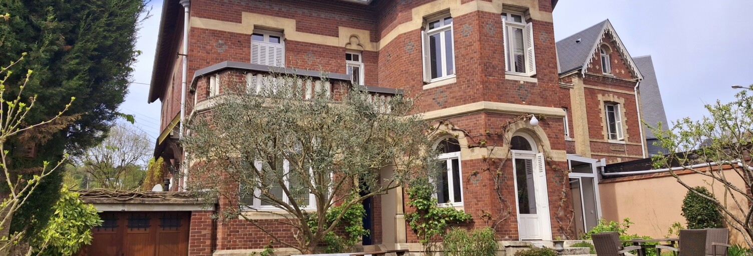 Maison 6 Pièces 181 m² à vendre à Mont-Saint-Aignan (76130)