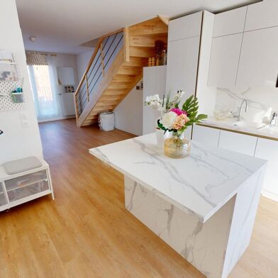 Appartement 3 pièces 215000 €