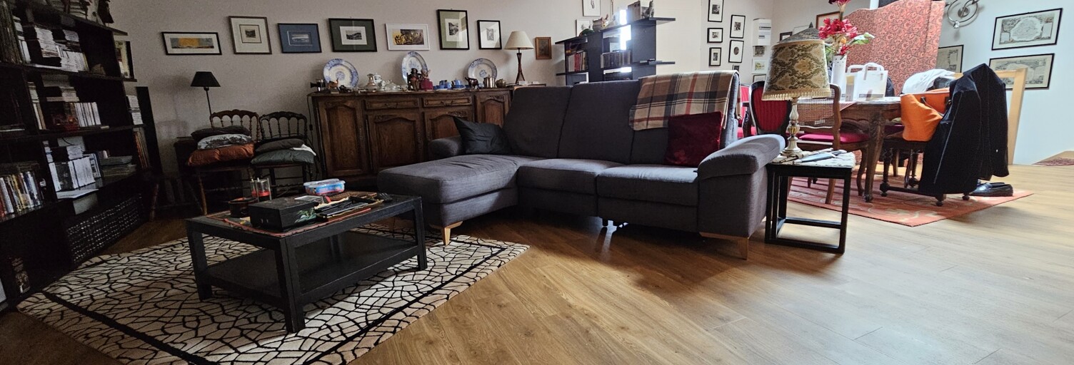 Maison 10 Pièces 343 m² à vendre à Lussat (63360)