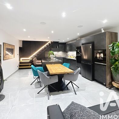 Maison 5 pièces 379000 €