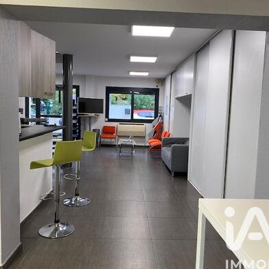 Immeuble  800000 €