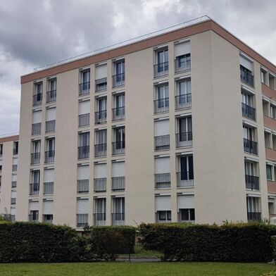 Appartement 2 pièces 830 €
