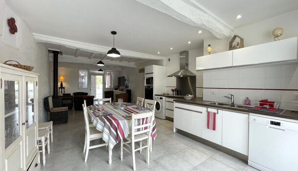 Propri&eacute;t&eacute; 15 pièces  à vendre Saint-Palais 64120