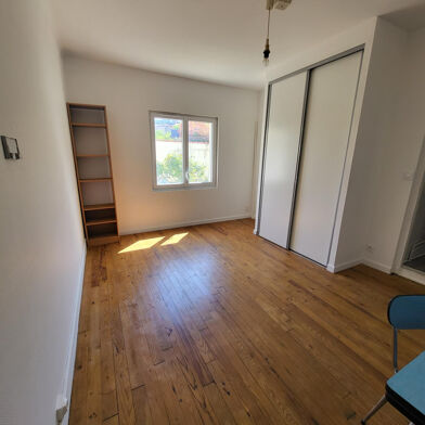 Appartement 1 pièces 440 €
