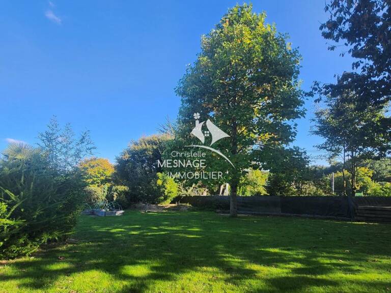 À Vendre chez Christelle Mesnage Immobilier, DINAN, beau ter — photo 1