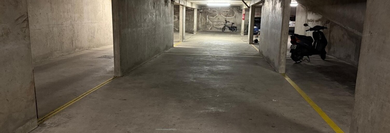 Garage  27 m² à vendre à Paris 20 (75020)