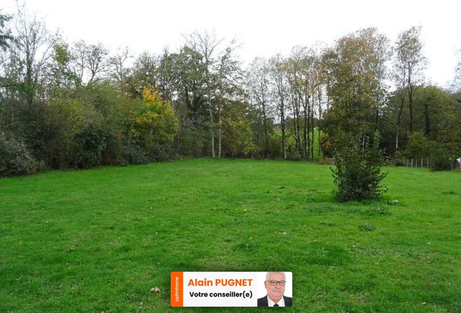 SECTEUR SAINT JUNIEN A LA CAMPAGNE BEAU TERRAIN PLAT DE 2422 M² — photo 1