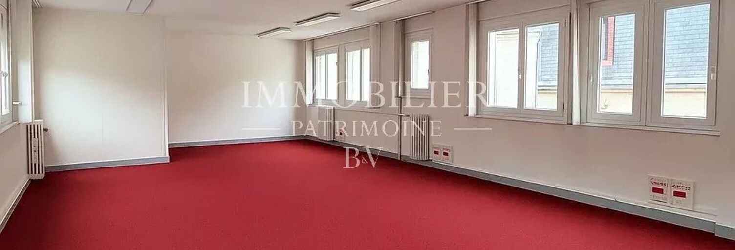 Bureau  85 m² à louer à Blois (41000)