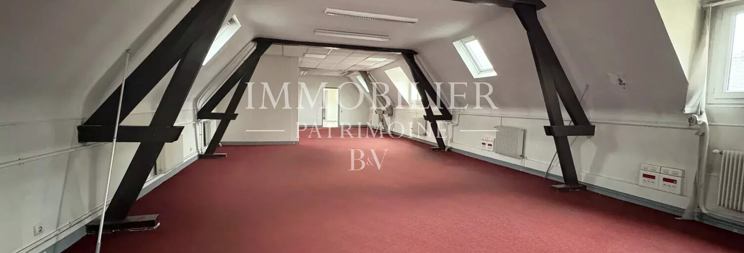 Bureau  145 m² à louer à Blois (41000)