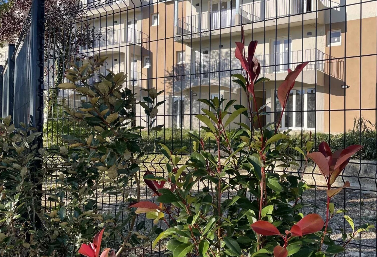 ST CHRISTOL (84) - appartement de 89 m² à restaurer entièrement — photo 1