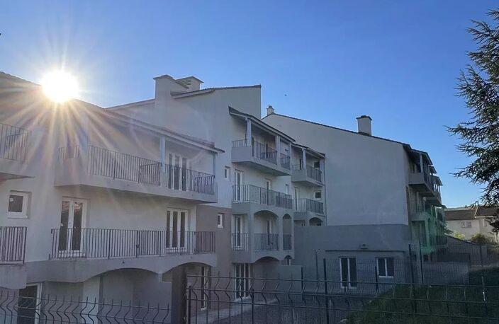 ST CHRISTOL (84) - appartement de 89 m² à restaurer entièrement — photo 2