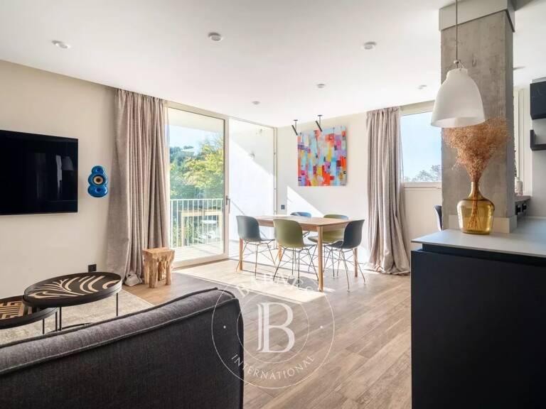 VENTE - CASSIS - CENTRE  - APPARTEMENT - TERRASSE - PARKING — photo 1