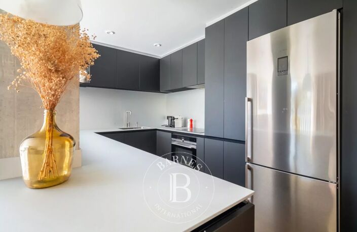 VENTE - CASSIS - CENTRE  - APPARTEMENT - TERRASSE - PARKING — photo 4