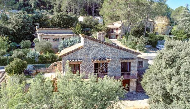 Villa / Maison 3 pièces  à vendre Taradeau 83460