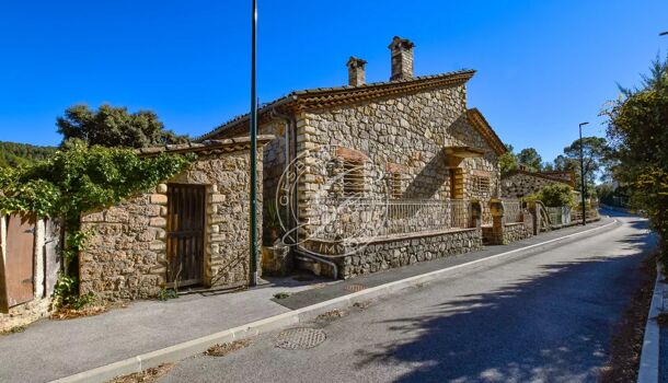 Villa / Maison 3 pièces  à vendre Taradeau 83460