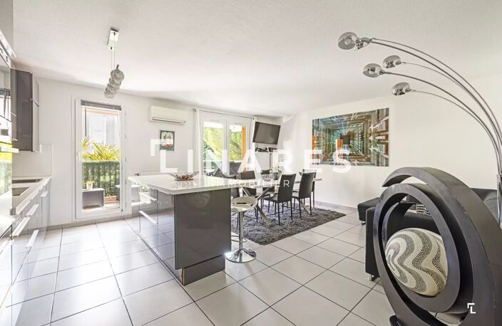 LE CLEMENTIN - Appartement T4 de 82m2 - Cave - 13011 — photo 2
