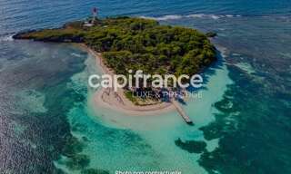 Maison 6 Pièces 285 m² à vendre à Le Gosier (97190)