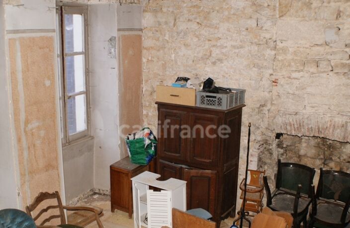 🏡 Maison en pierre à rénover – plein cœur du centre historique de Montbard — photo 3