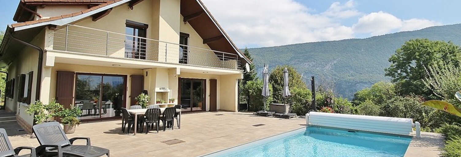 Maison 9 Pièces 220 m² à vendre à Novalaise (73470)