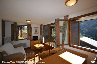 Appartement 3 pièces 142800 €