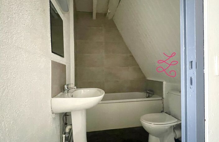 Immeuble à vendre à 8 km de Villeneuve d'Ascq — photo 3
