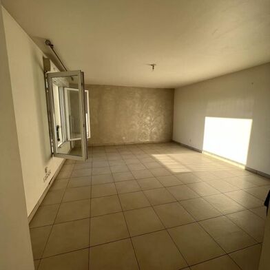 Appartement 3 pièces 1300 €