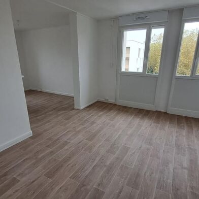 Appartement 4 pièces 447 €