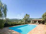 Villa Bastide avec 4 Suites Parentales, Piscine et Vue Dégagée — photo 2