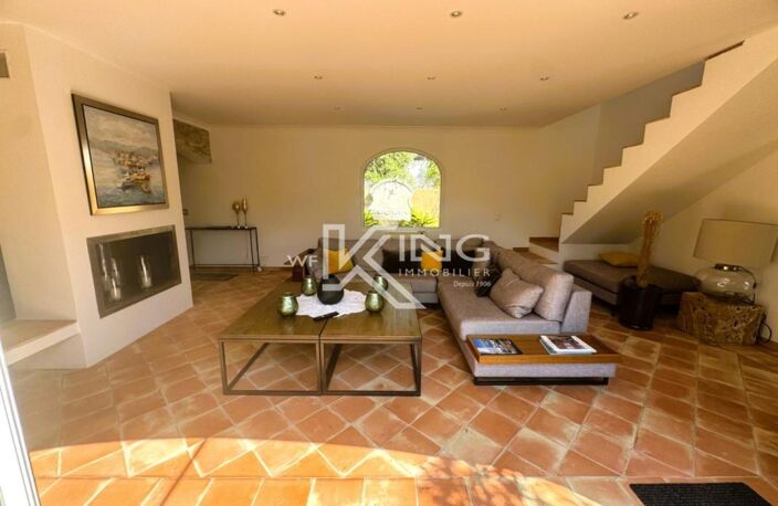 Villa Bastide avec 4 Suites Parentales, Piscine et Vue Dégagée — photo 5