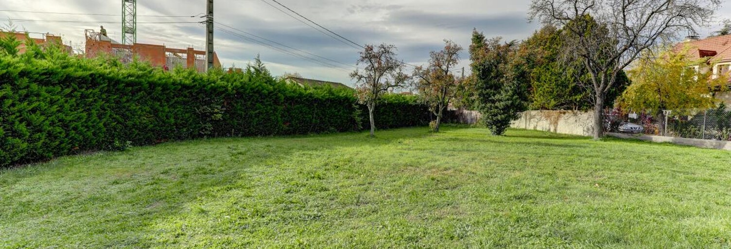 Terrain  748 m² à vendre à Pont-du-Château (63430)