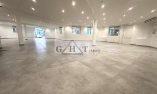 Bureau  220 m² à louer à Créteil (94000)