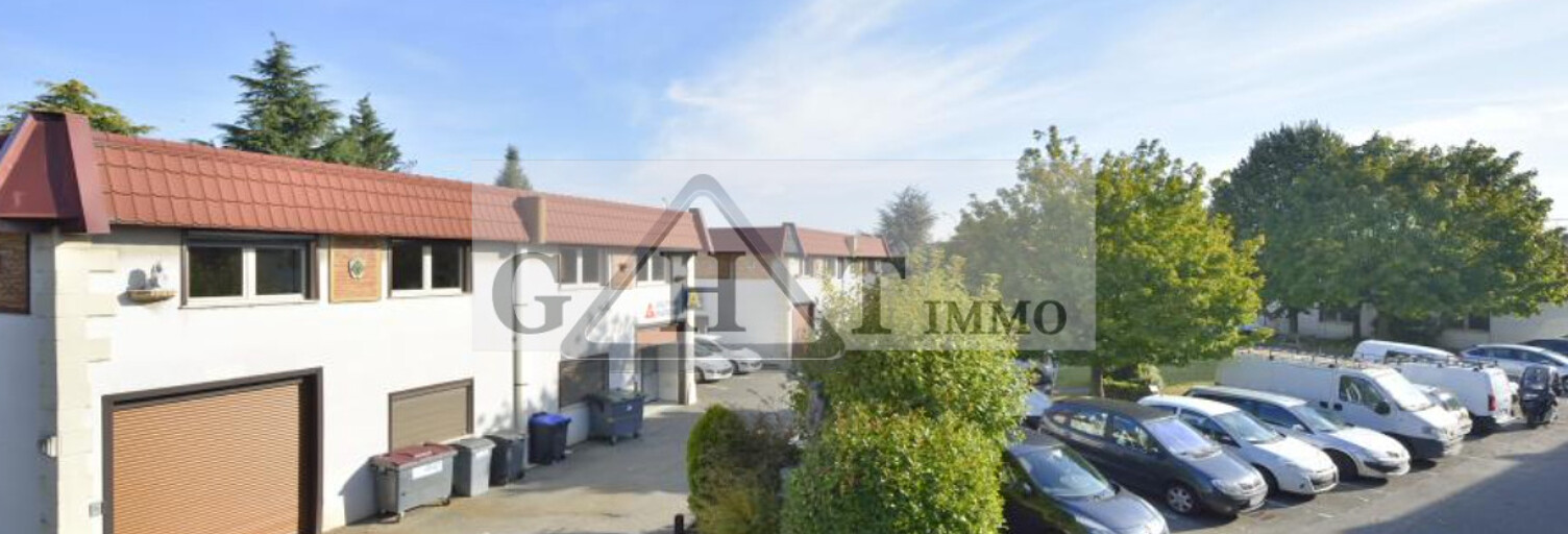 Local industriel  456 m² à louer à Massy (91300)