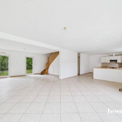 Maison 4 pièces 299900 €