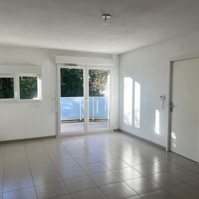 Appartement 3 pièces 234300 €