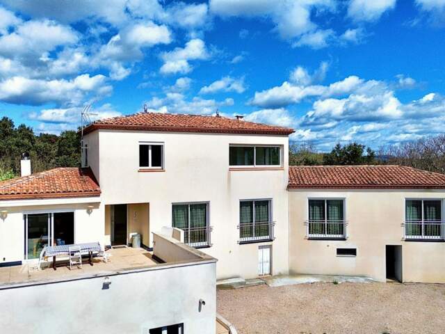 Maison À Vendre — photo du bien