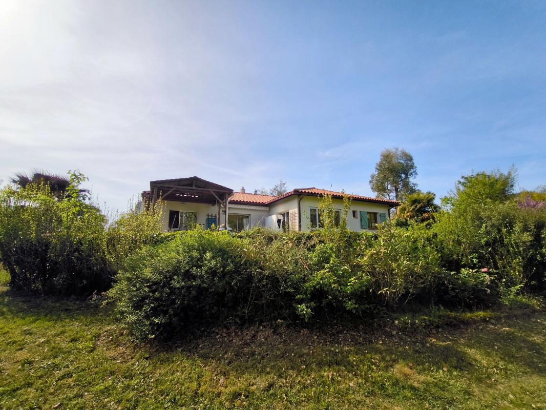 Villa / Maison  T6 à vendre Castelnau-Rivière-Basse 65700