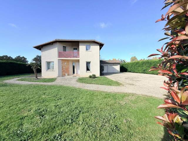 Maison À Vendre — photo du bien