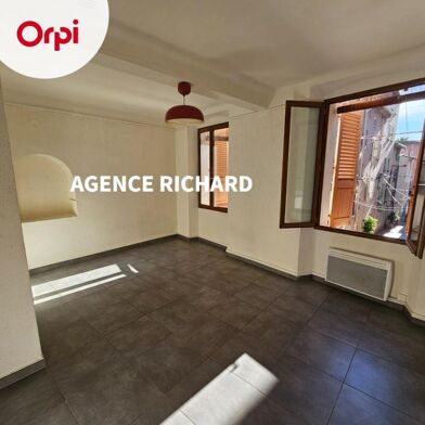 Appartement 1 pièces 530 €