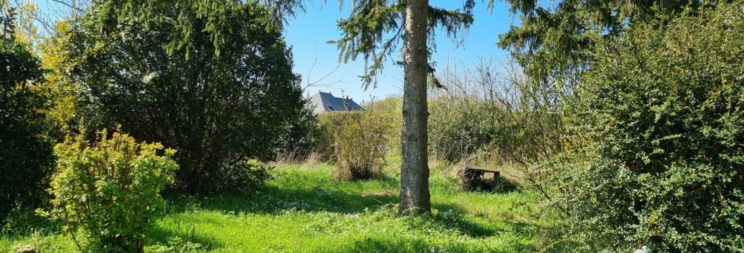 Terrain  915 m² à vendre à Saint-Julien-de-Vouvantes (44670)