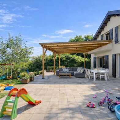 Maison 6 pièces 550000 €