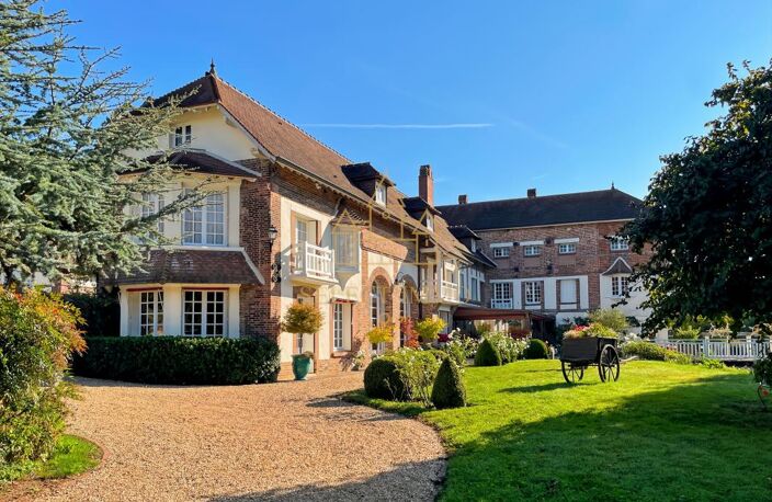 Authentique moulin de caractère de 550m² avec ses dépendances à 100km de Paris — photo 3