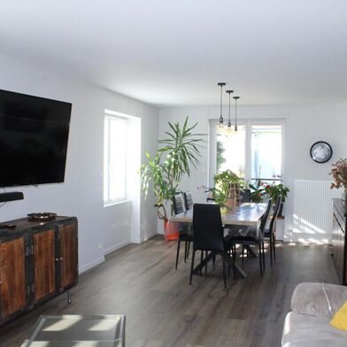 Maison 8 pièces 210000 €