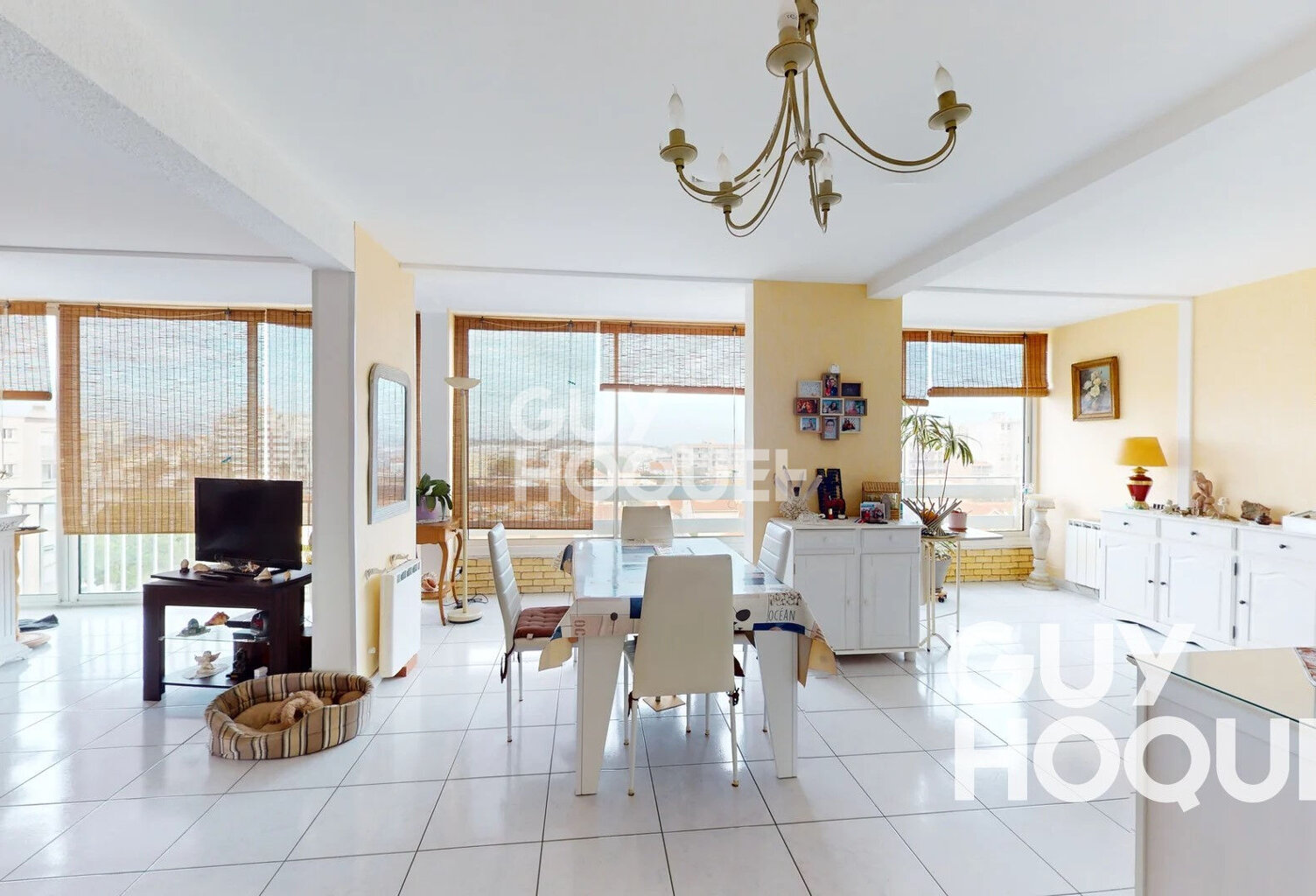 Appartement  Type T4 _100m2 superficie utile _ Traversant _Parking_ Canet en Roussillon — photo 1