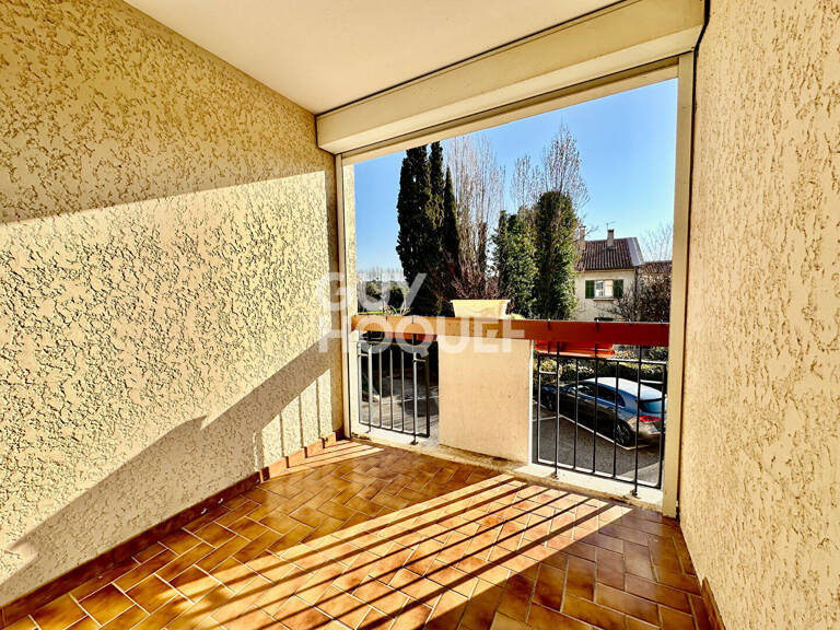Appartement T3 de 67 m² avec parking et loggia — photo 1