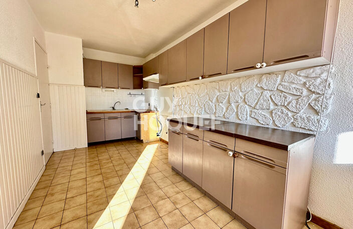 Appartement T3 de 67 m² avec parking et loggia — photo 4