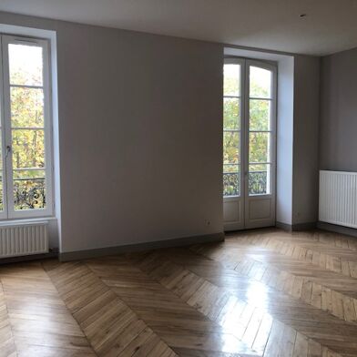 Appartement 4 pièces 1348 €