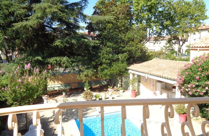 Vente maison 9 pièces 222 m² Draguignan (83300) — photo 2