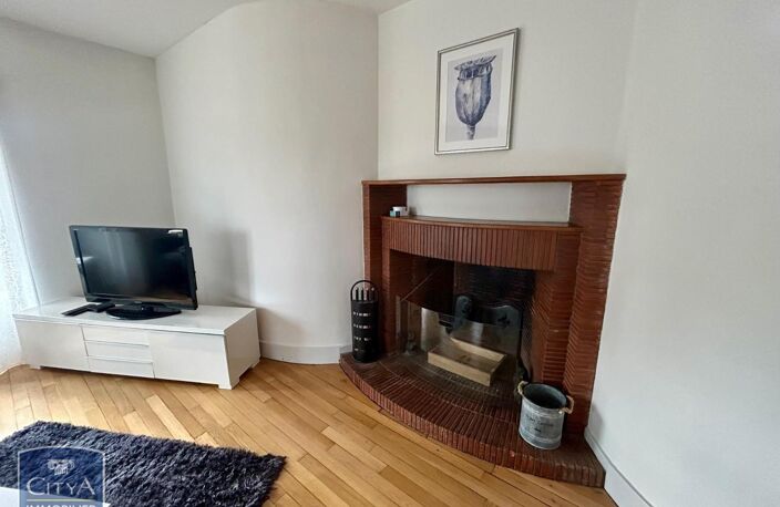 Location appartement 4 pièces 135 m² à Cholet (49300) — photo 4