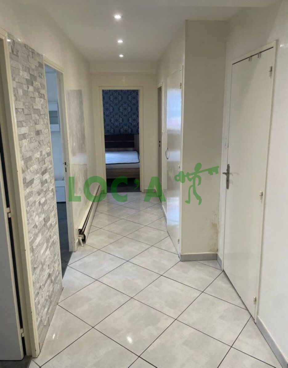 Photo Location T4 76 m² à Chenôve 950 ¤ CC /mois image 4/4